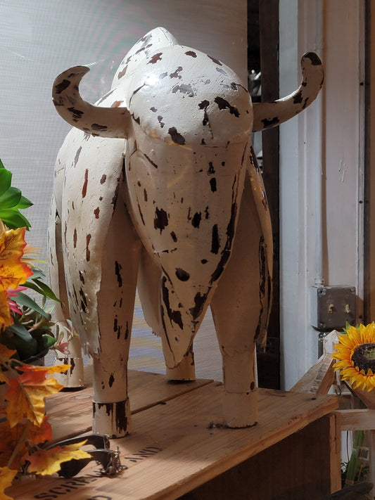 Metal, White Buffalo, Medium