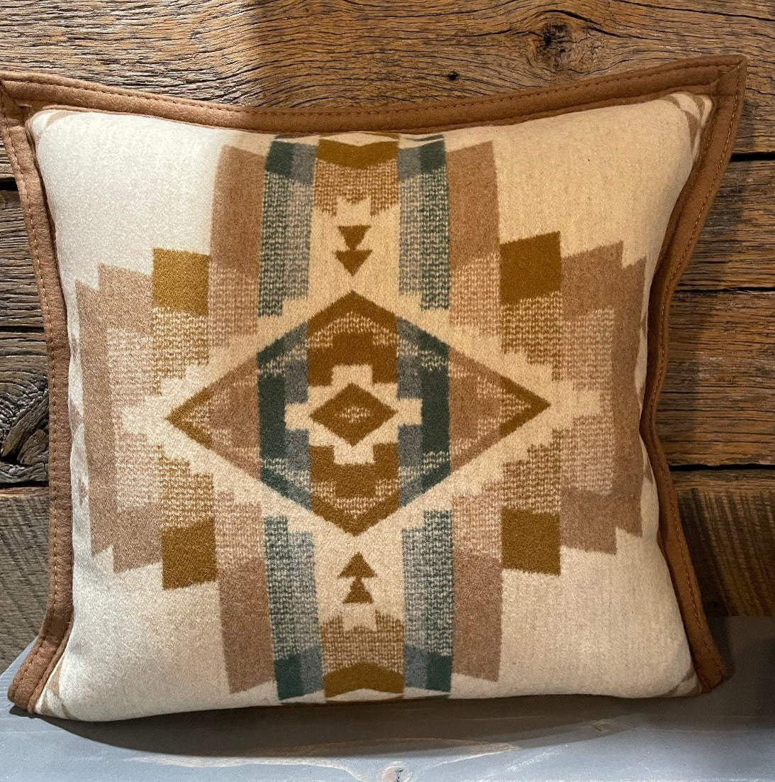 Rock Point Pillow, Natural – H&M Ranch Store