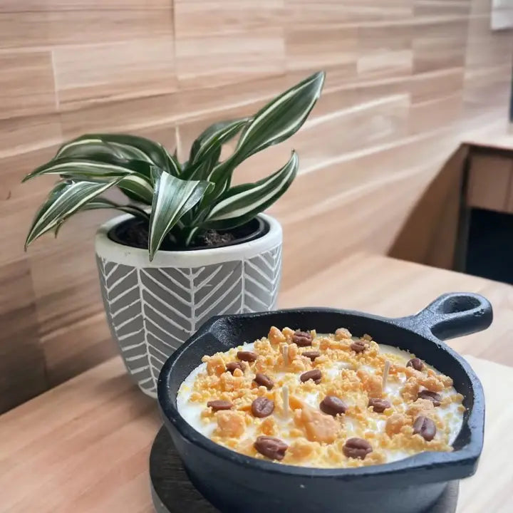 Iron Skillet Candle