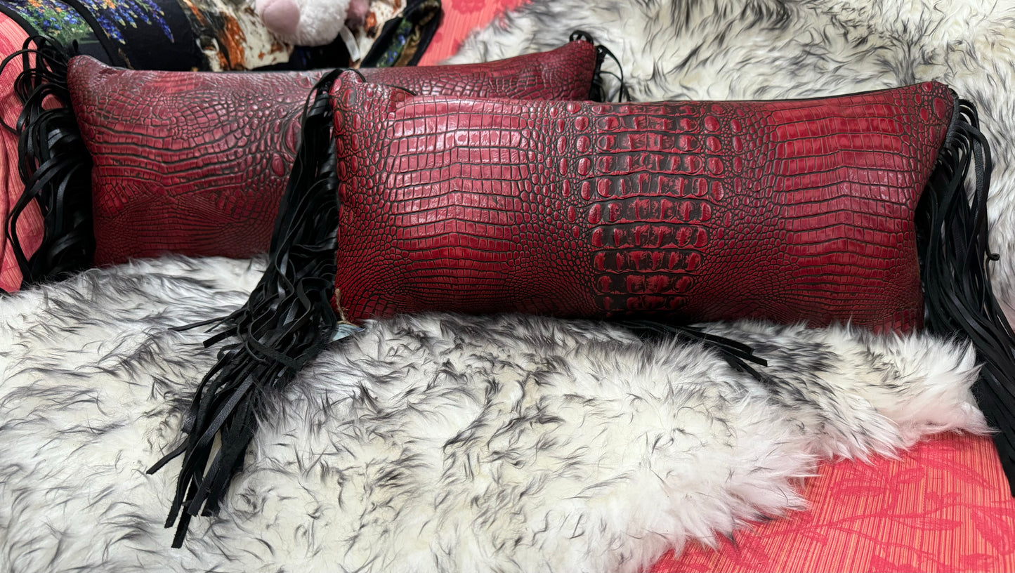 Small long ranch pillow - Red Croc