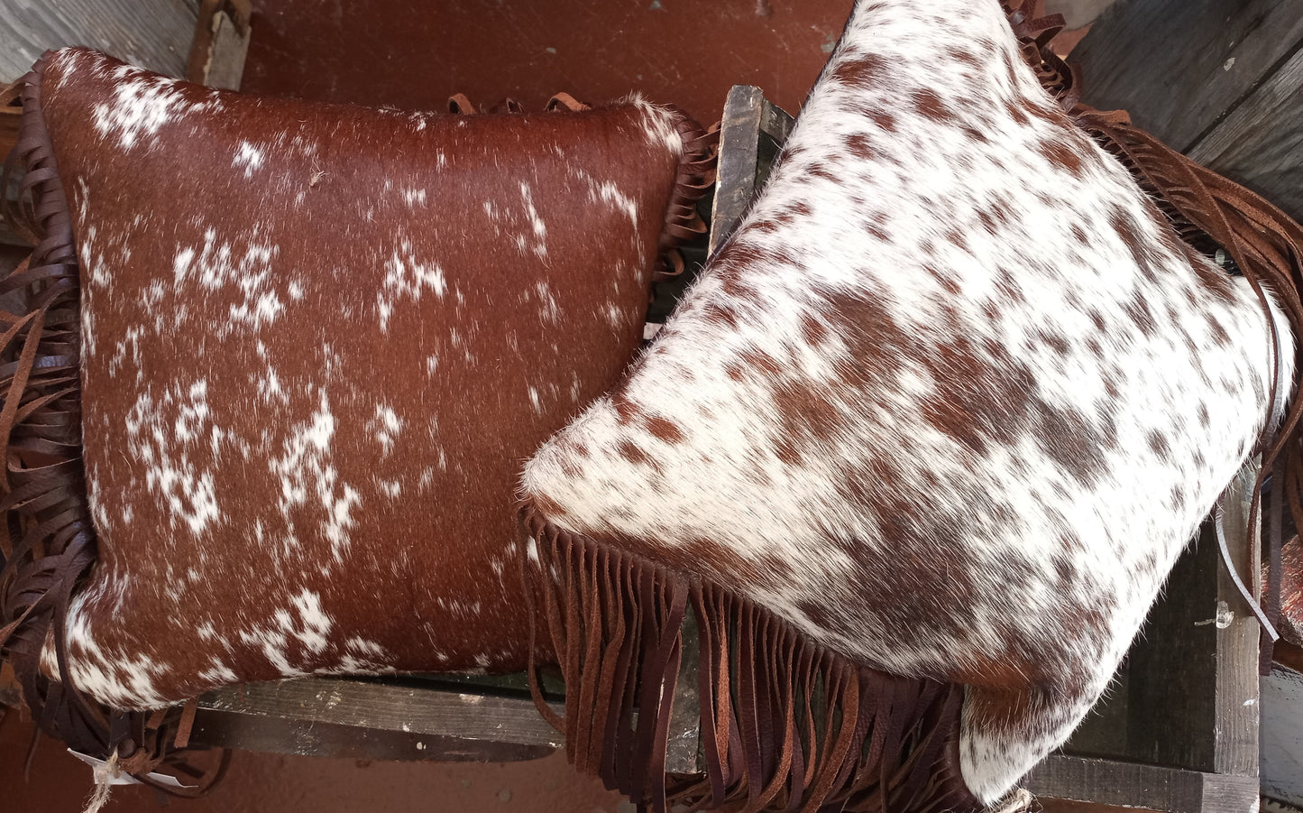 Cowhide pillow Red and White speckled