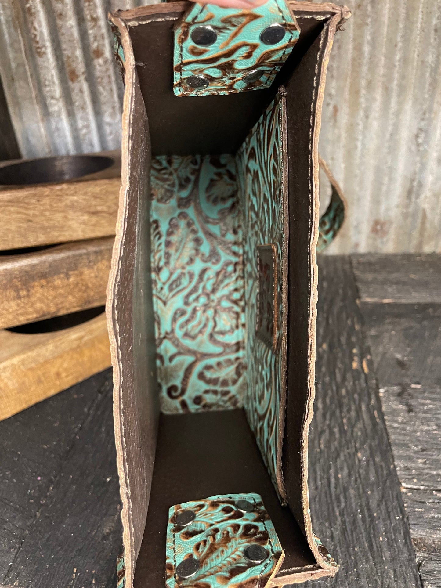 Box Style 8x8, Cowboy Tooled Turquoise